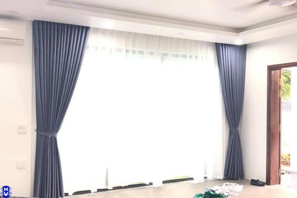 Rèm vải tự động lắp đặt cho biệt thự ở Hà Nội