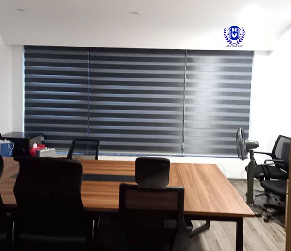 mẫu rèm cầu vồng lắp chung cư Phú Mỹ Complex