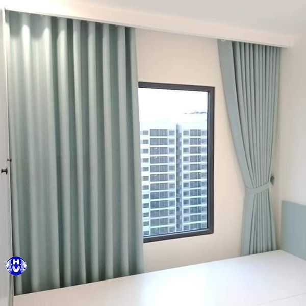 Rèm vải xanh ngọc bích phòng ngủ chung cư