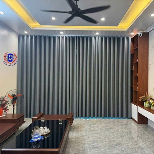 rèm màu xám khói cho phòng khách hiện đại