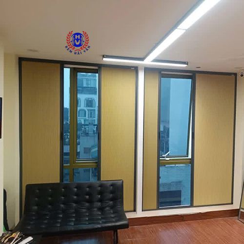 mẫu rèm tổ ong màu vàng đồng cản nhiệt hiệu quả