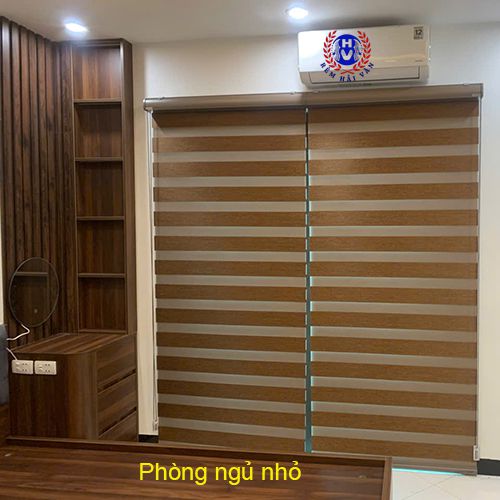 hình ảnh rèm cầu vồng phòng ngủ nhỏ