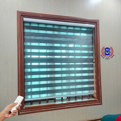 rèm cầu vồng tự động cho phòng ngủ điều khiển từ xa