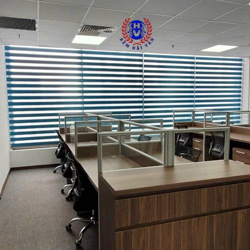 rèm cầu vồng lắp phòng làm việc Grand Terra 36 Cát Linh Đống Đa