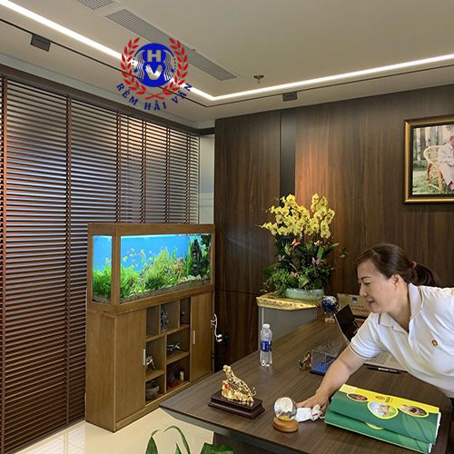 rèm gỗ lắp phòng giám đốc tại Lotte Cente 54 Liễu Giai Ba Đình