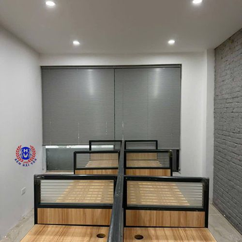rèm lá nhôm bản 2.5 lắp cửa sổ văn phòng
