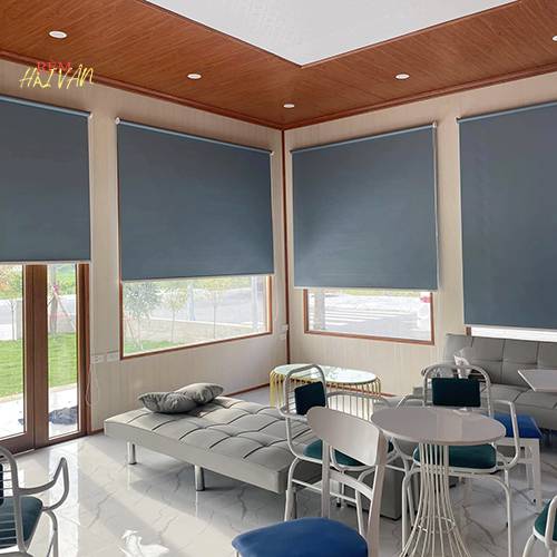 rèm kéo cuốn nhựa che nắng cửa sổ