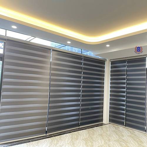 mẫu rèm cầu vồng cửa chính được yêu thích nhất