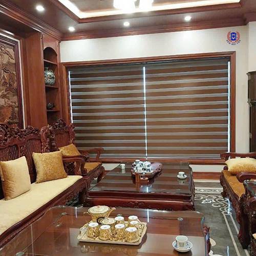 mẫu rèm cầu vồng màu gỗ phong cách nội thất cổ điển