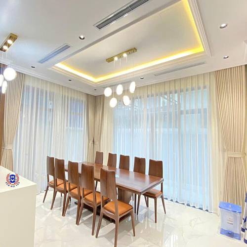 mẫu rèm phòng ăn chống nắng cách nhiệt hiệu quả
