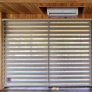 rèm cầu vồng cửa chính cản nắng chống tia uv