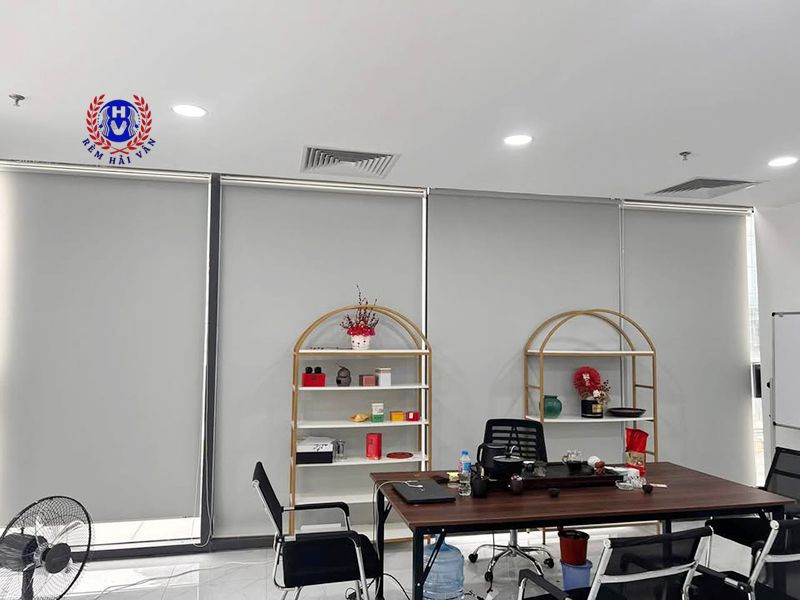 hoàn thiện lắp đặt rèm cuốn trơn tại khu công nghiệp VSHIP Hải Dương