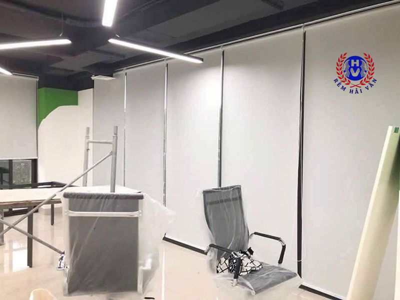 lắp đặt rèm cuốn trơn tại khu công nghiệp Lai Vu
