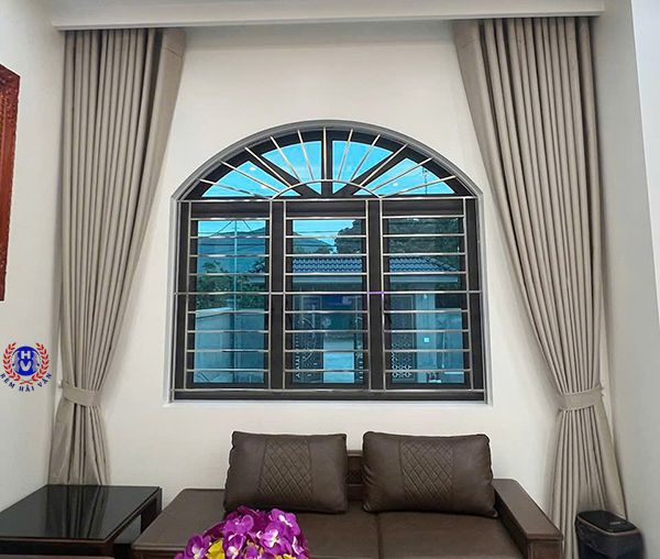 rèm vải chống nắng cách nhiệt lắp tại bắc giang