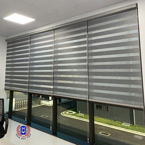 mẫu rèm cầu vồng màu ghi lắp tại hà đông