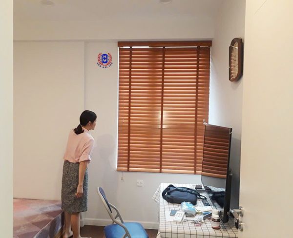 mẫu rèm gỗ hệ 2 dây kéo