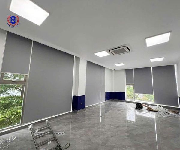 rèm cuốn văn phòng thi công tại hoài đức