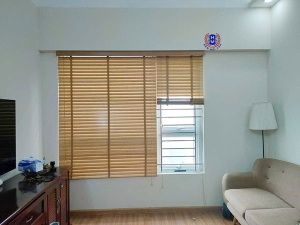 rèm gỗ tự nhiên vệ sinh nhanh chóng dễ dàng