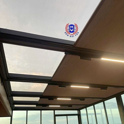 rèm tổ ong trên kính lắp mái kính