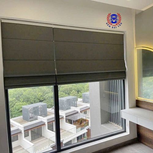 mẫu rèm roman phòng ngủ hiện đại cản sáng