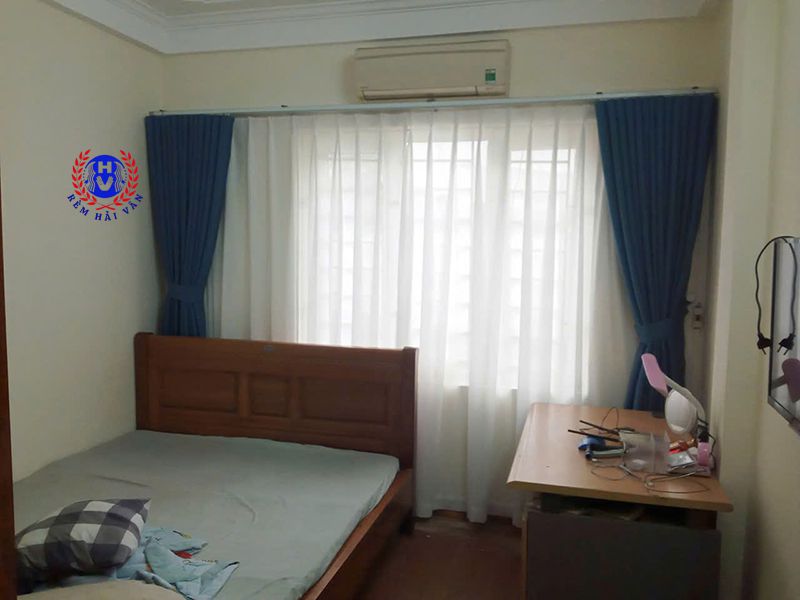 mẫu rèm vải 2 lớp cho cửa sổ nhỏ