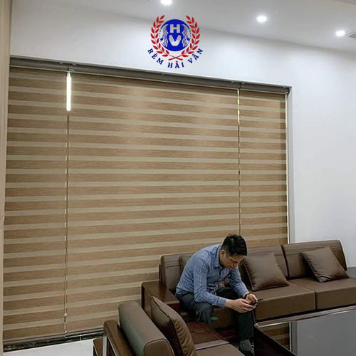 rèm cầu vồng luxury lắp phòng khách chung cư The Zei