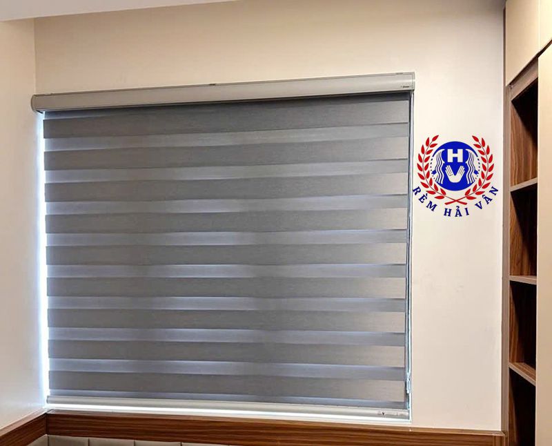 rèm cầu vồng phòng khách chất liệu vải thô