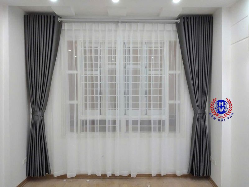 rèm vải 2 lớp kết hợp vải chính và voan trắng trơn