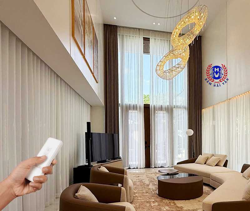 Rèm thông tầng tự động điều khiển từ xa