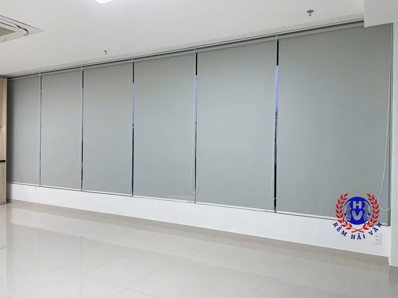lắp đặt rèm cuốn văn phòng tại khu công nghiệp phúc khánh
