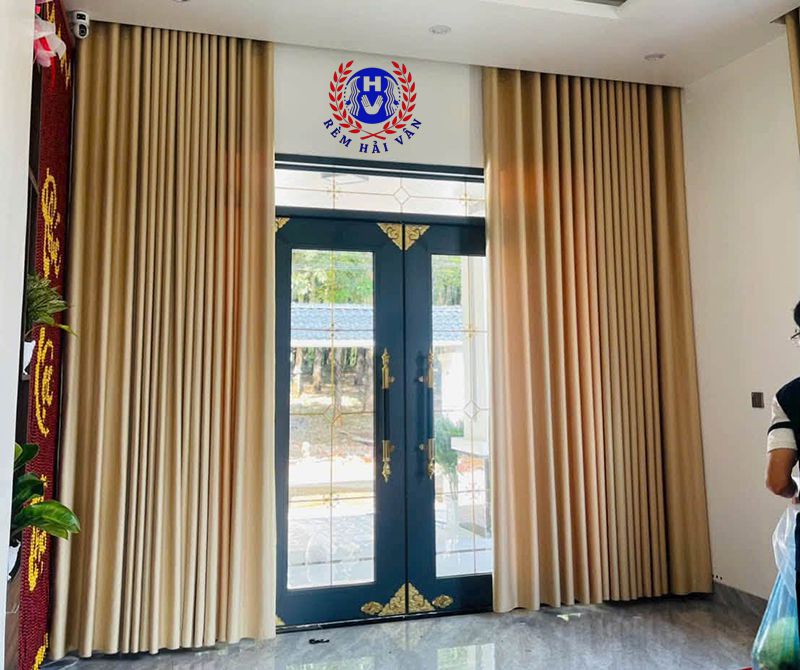 rèm vải thô chống nắng lắp tại thái bình