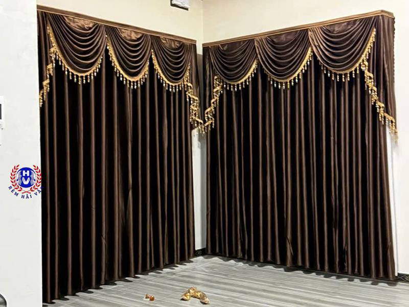 rèm tân cổ điển vải nhung cao cấp chống nắng